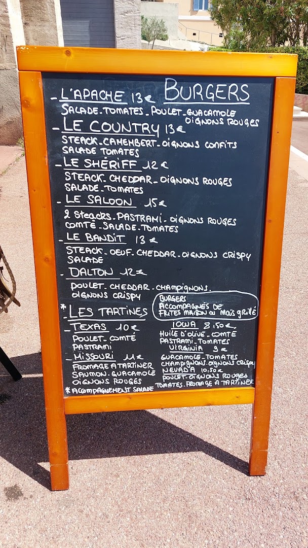 Saloon Du Square · Photos 4